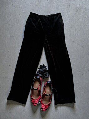 TALBOTS Black Velvet Straight Leg Dress Pants Size Small Petite